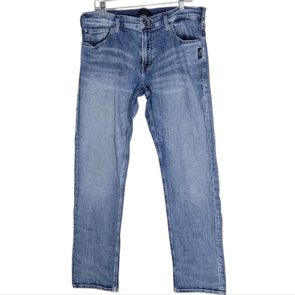 Silver Men’s Eddie Relaxed Fit Tapered Leg Jeans